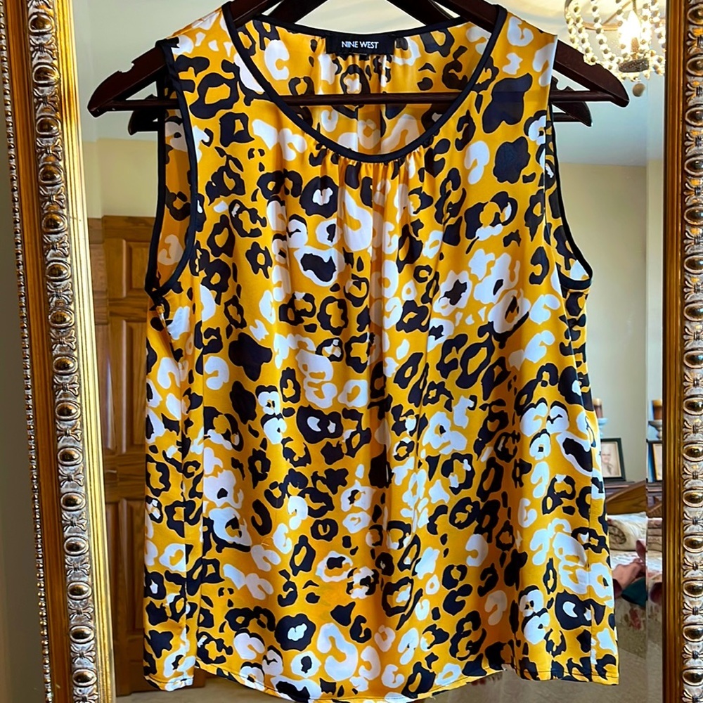 NINE WEST LIKE NEW SLEEVELESS BLOUSE SM